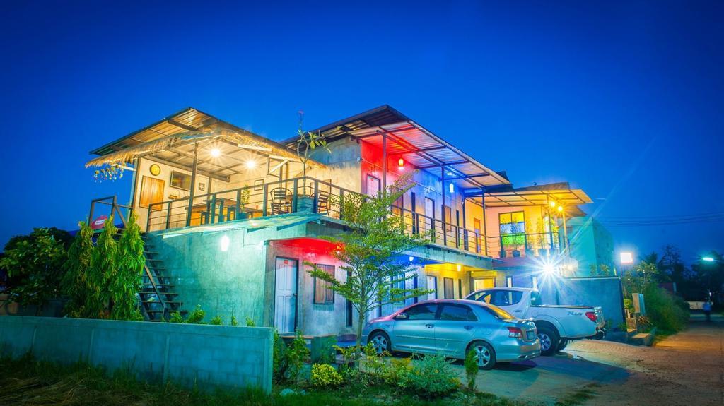 Baantung Homestay Mukdahan Exterior photo
