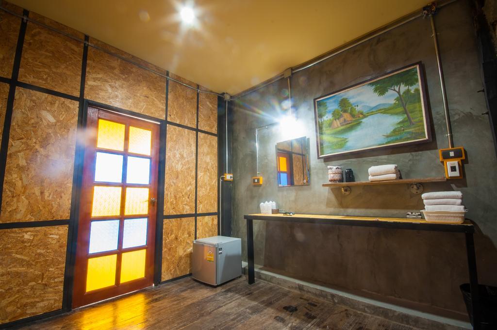 Baantung Homestay Mukdahan Exterior photo