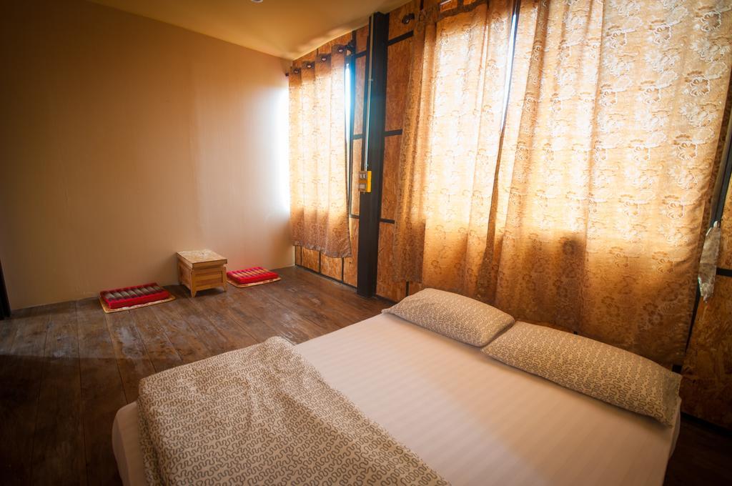 Baantung Homestay Mukdahan Exterior photo