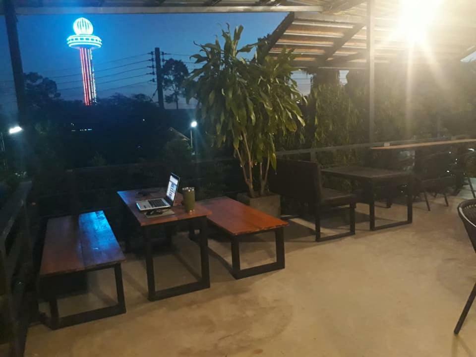 Baantung Homestay Mukdahan Exterior photo